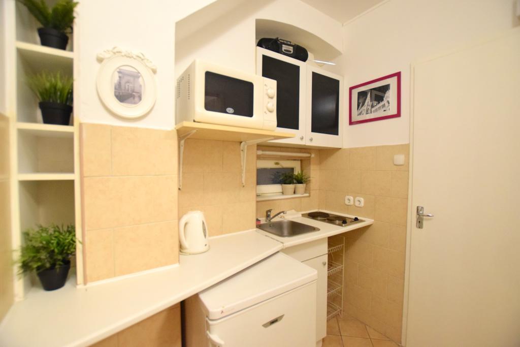 Budget Apartment By Hi5 - Oktober 6 Str 4 Budapest Extérieur photo