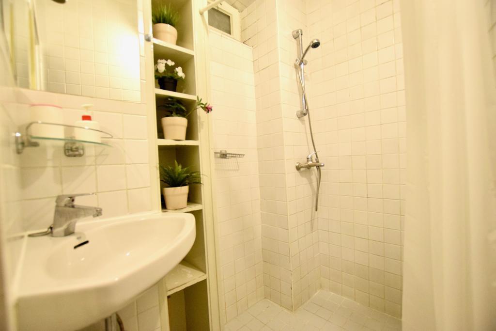 Budget Apartment By Hi5 - Oktober 6 Str 4 Budapest Extérieur photo